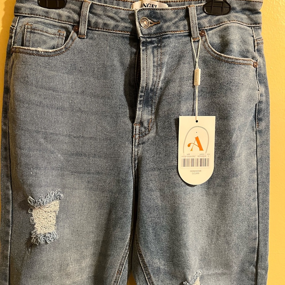 Angel Mom Jeans - Picture 2 of 5